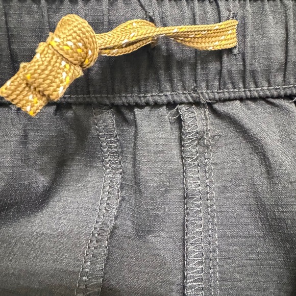 The North Face Class V Pathfinder Shorts Womens Size S Black 4 Inch - Picture 8 of 11